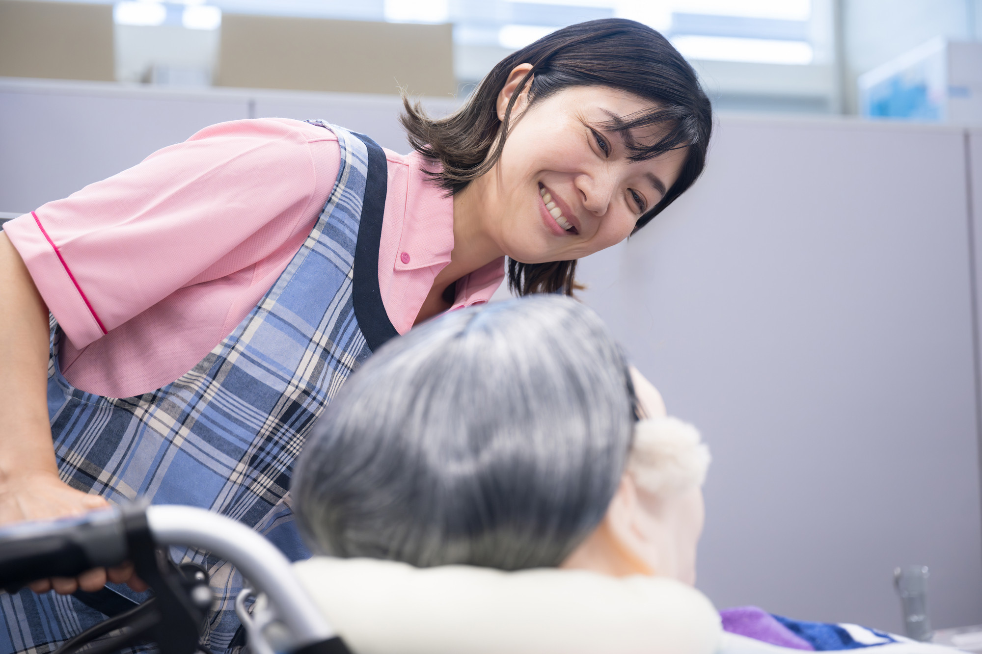 ケアマネージャー（介護支援専門員）の仕事内容を解説！　やりがいや将来性は？