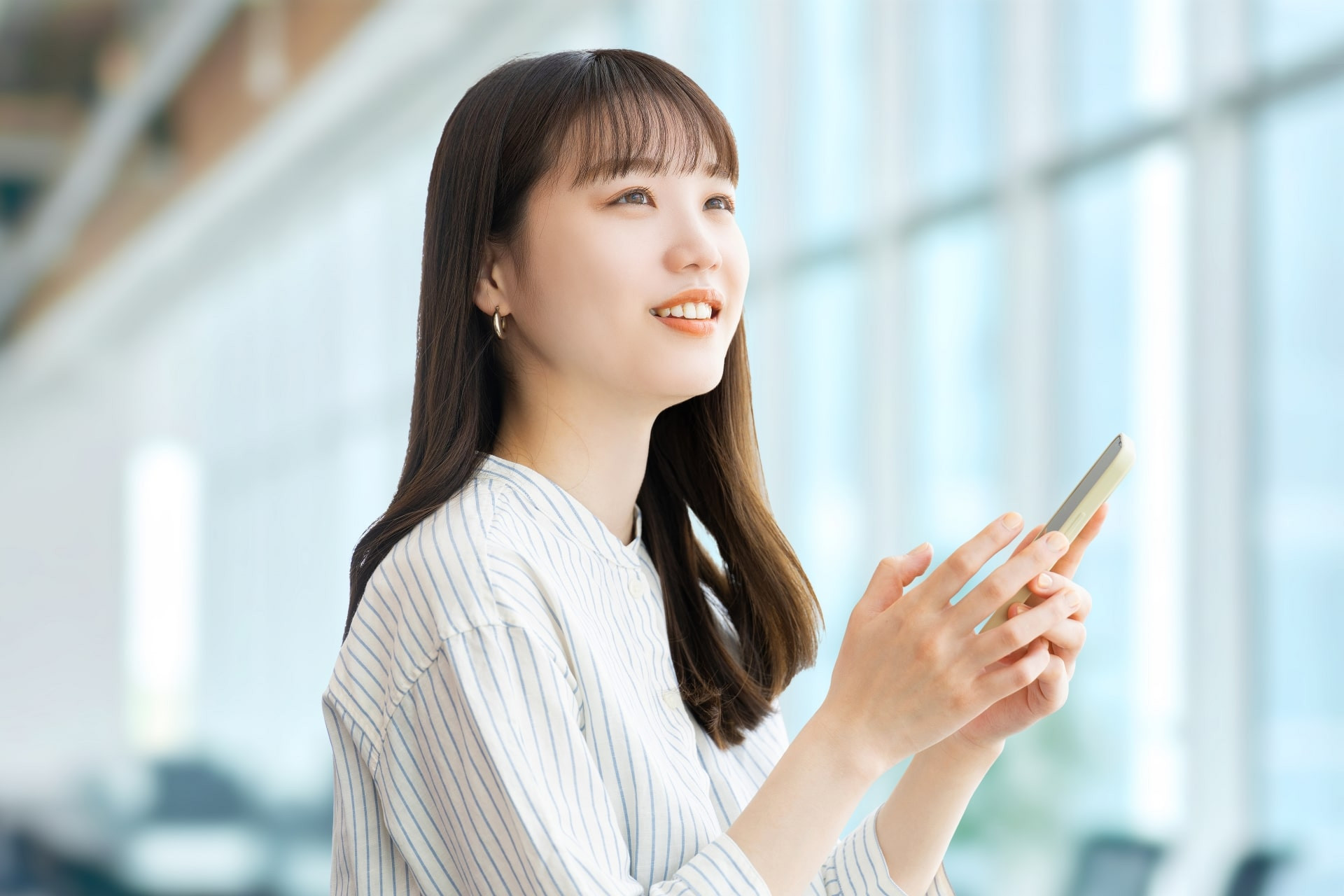 介護士は副業NG?注意点やおすすめの副業、収入アップ方法まで紹介