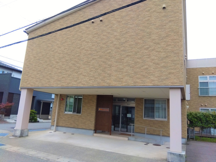 サービス付き高齢者向け住宅 愛SUNSUN弐号館
