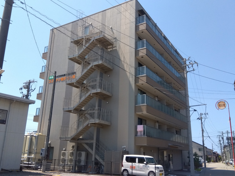 ココファン金沢七ツ屋
