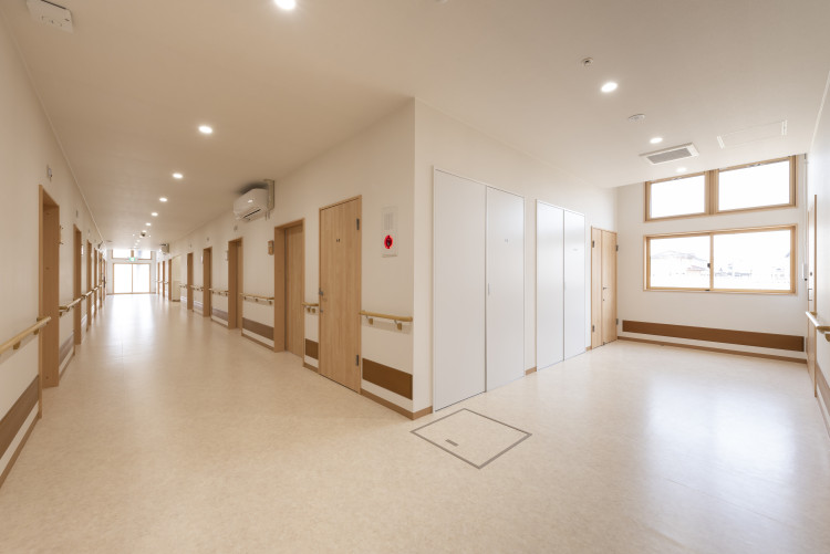 併設有料老人ホーム_廊下